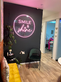 Titirangi Smiles
