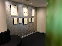 The Gum Sanctuary, Dr Matthew Hunter. Specialist periodontist