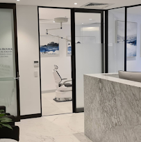 Dr Kristian van Mourik - Dental Impants and Maxillofacial Surgeon