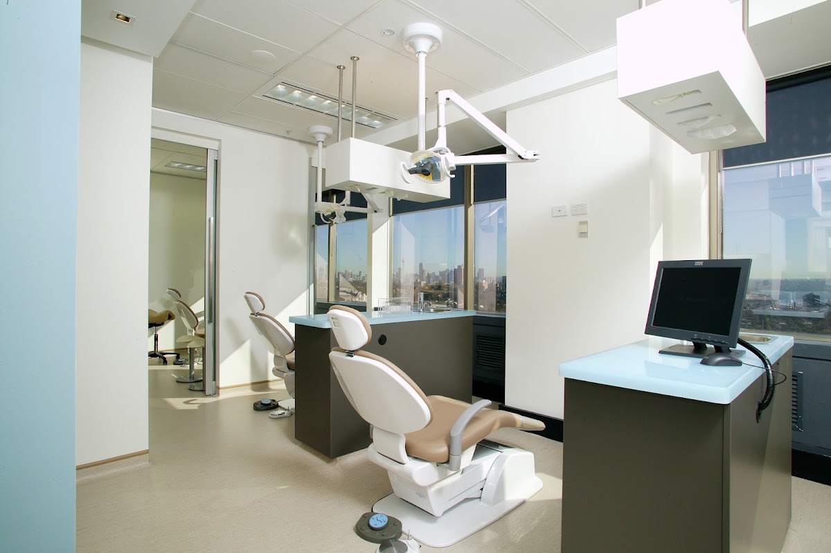 Dr. Larry Uria Orthodontics