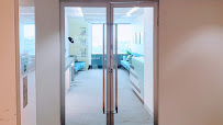 Dr. Larry Uria Orthodontics