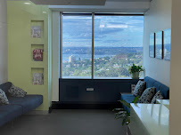 Dr. Larry Uria Orthodontics