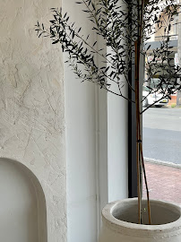 The Whitening Clinic
