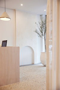 The Whitening Clinic