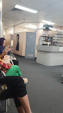 Dr Howard Lesmana
