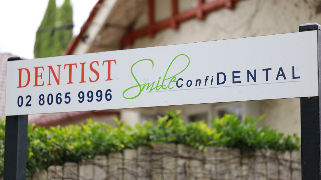 Smile ConfiDENTAL