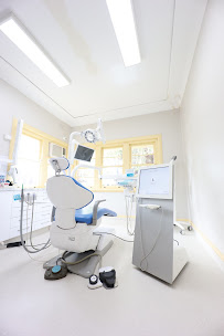 Smile ConfiDENTAL