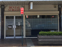 Dr Ray Cheng in Sydney