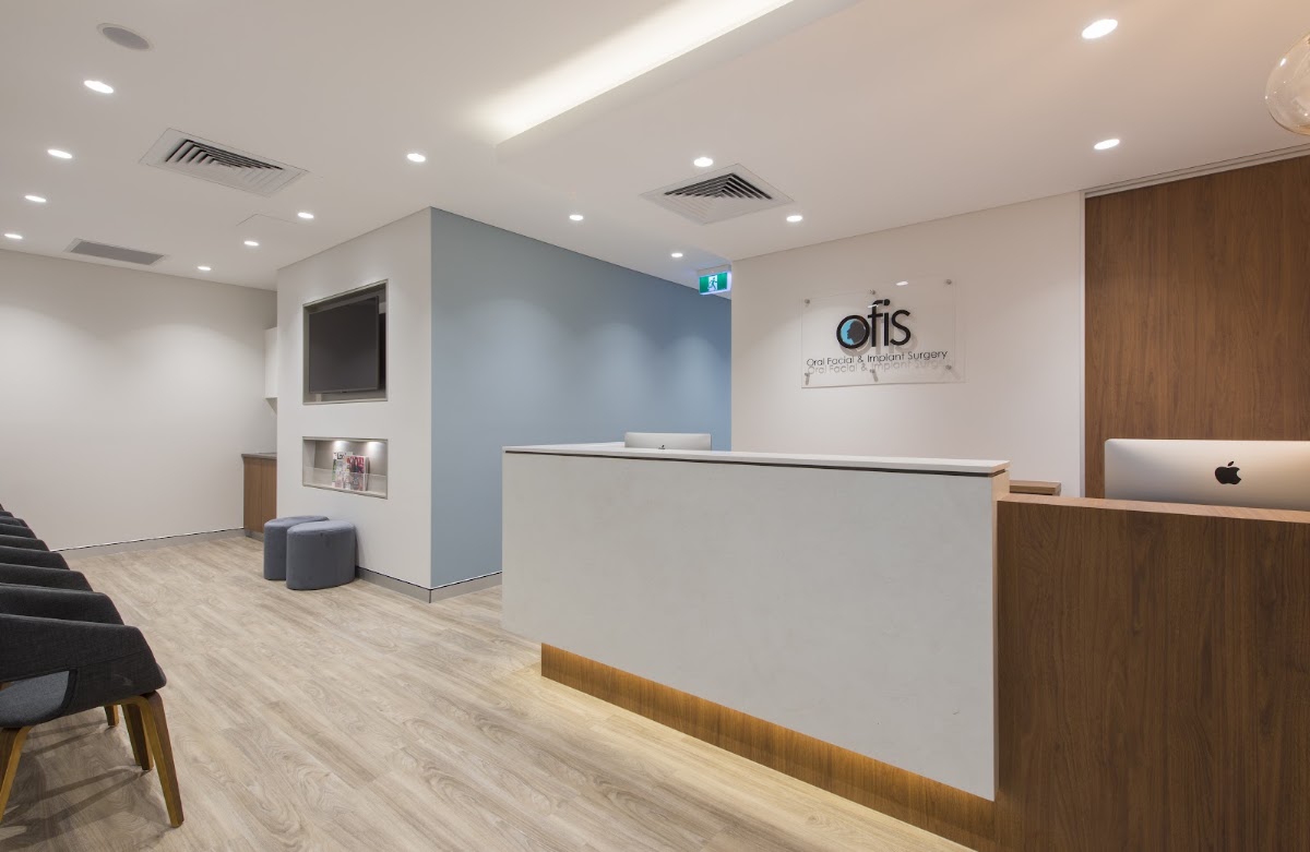Oral Facial & Implant Surgery