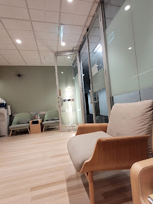 Dentist Melbourne Clinic in Melbourne, Australia