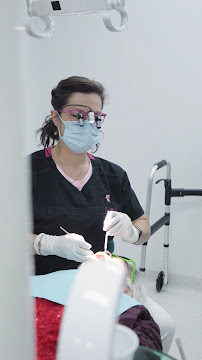 Surry Hills Dentist Dr Laura Sutedja