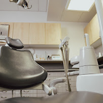 QV Dental