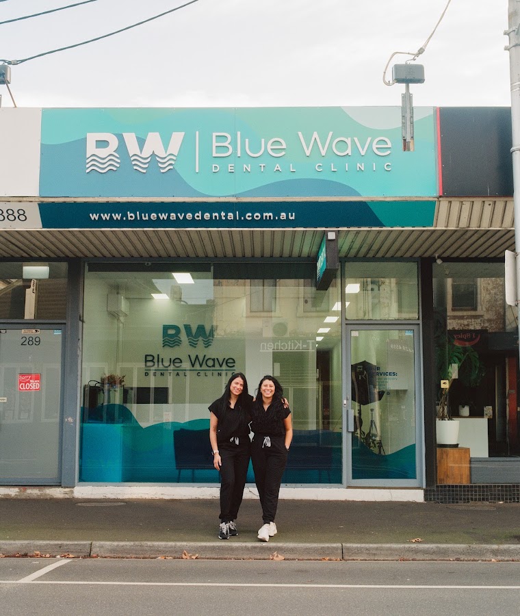 Blue Wave Dental / Braces & Aligners / General Dentist Abbotsford / Emergency / English & Español