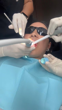 Blue Wave Dental / Braces & Aligners / General Dentist Abbotsford / Emergency / English & Español