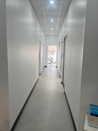 Chatswood Smiles | Local Family Dentist - Crowns - Implants - Invisalign - Emergency Dentist - Cosmetic Dentist